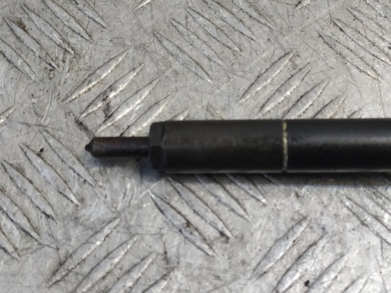 Форсунка C-Class W204 2008 Седан 2.2 646.811