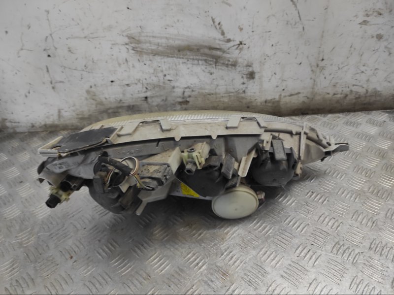 Фара левая Mercedes-Benz A-Class W168 Минивэн 1.4 166940