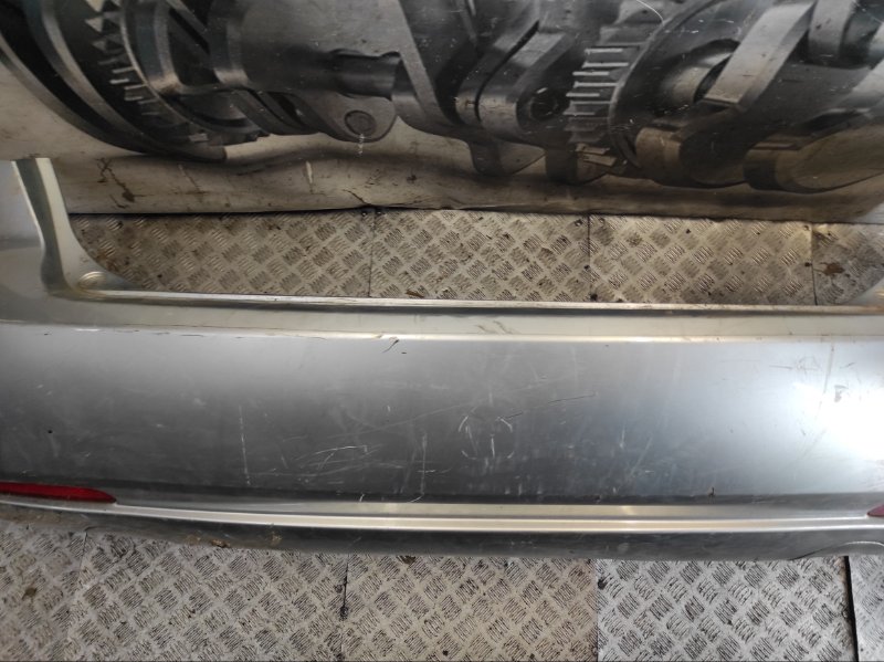 Бампер задний Mazda 6 GG Хэтчбек 5дв. 2.0 LF17