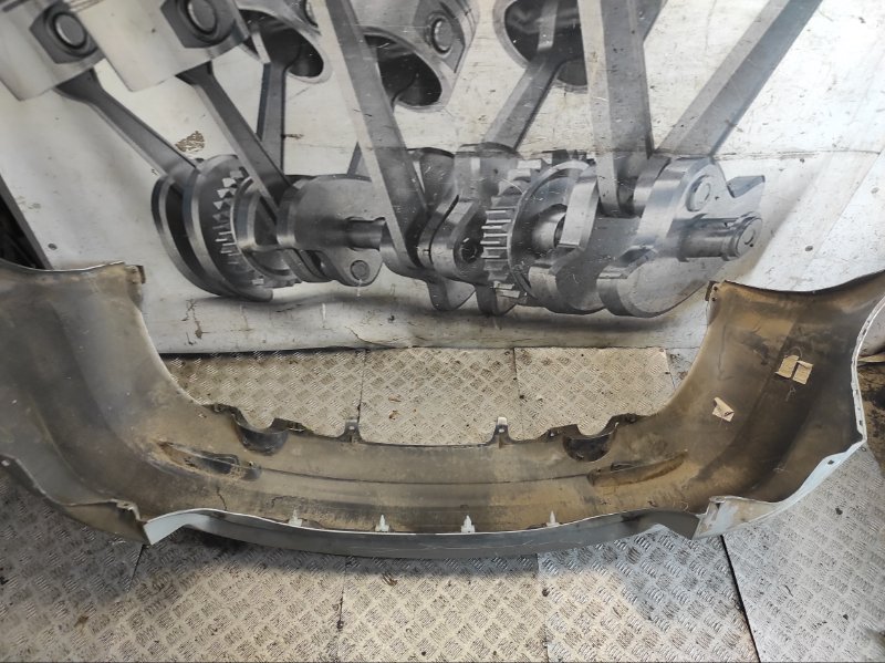 Бампер задний 6 GG 2005 Хэтчбек 5дв. 2.0 LF17