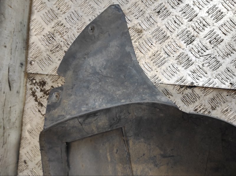 Защита арок передняя правая (подкрылок) 206 2004 Хэтчбэк 5 дв.