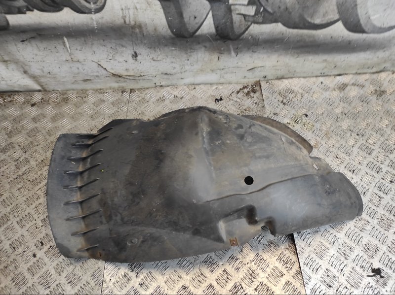 Защита арок передняя левая (подкрылок) Opel Vivaro 2005 Микроавтобус 1.9 F9Q674 Б/У