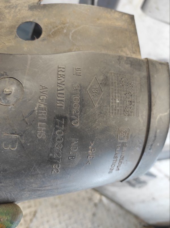 Защита арок передняя левая (подкрылок) Vivaro 2005 Микроавтобус 1.9 F9Q674