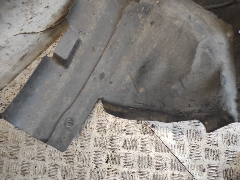 Защита арок передняя левая (подкрылок) Vivaro 2006 Микроавтобус 1.9