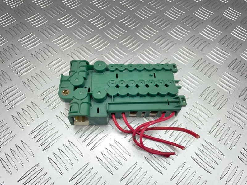 Блок предохранителей X5 2003 E53 M54B30