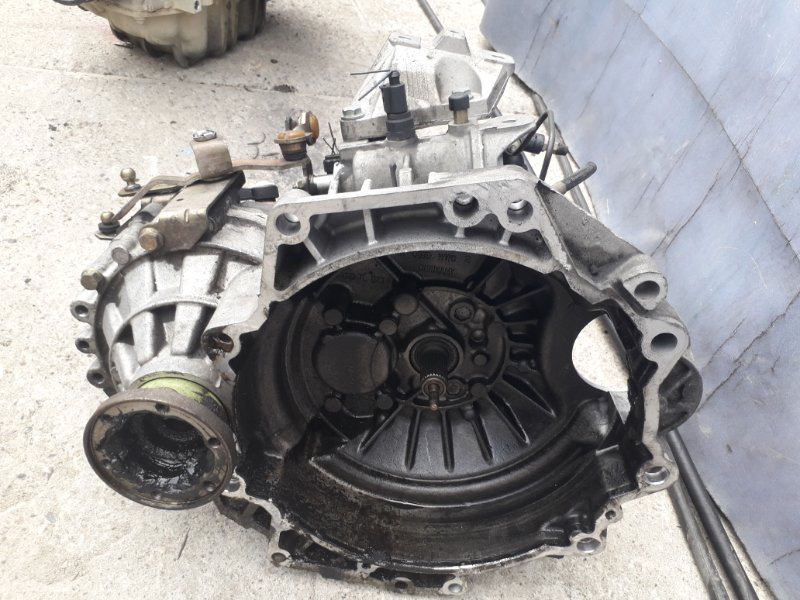 4. Мкпп skoda octavia 1. 6. Ручка акпп шкода суперб 2. Octavia мкпп.