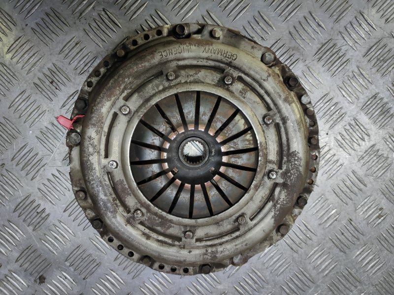 Комплект сцепления Mazda 3 2.0 (б/у)
