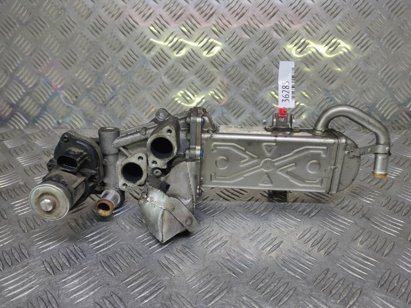 Радиатор системы EGR Volkswagen Passat B7 2.0TDI (б/у)