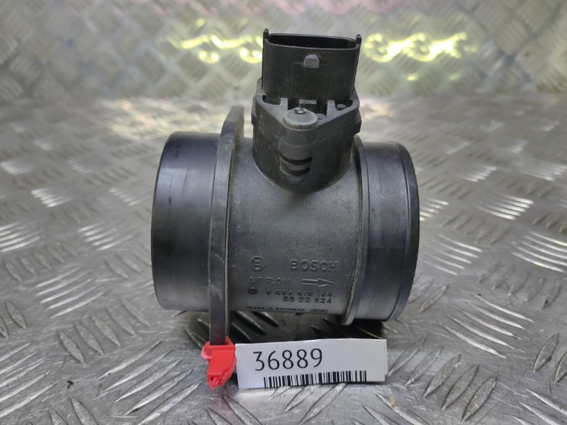 ДМРВ Volvo V50 1 2.5T (б/у) ДМРВ Volvo V50 1 2.5T (б/у)