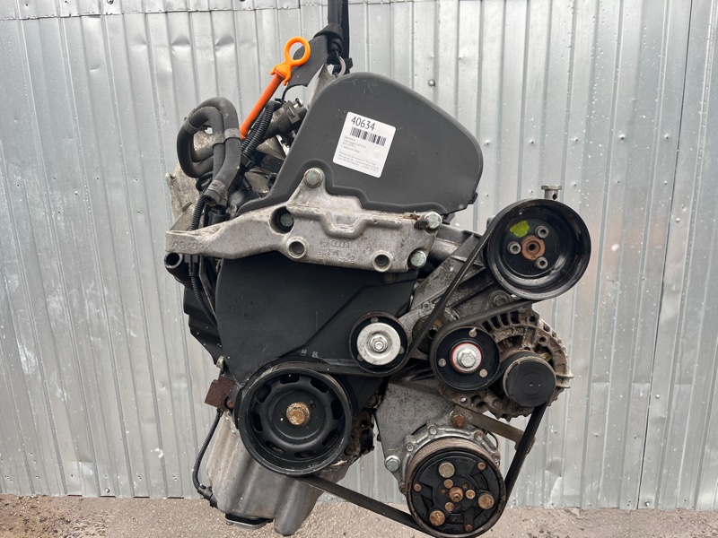 Двигатель Volkswagen Golf 4 1.6 (б/у)