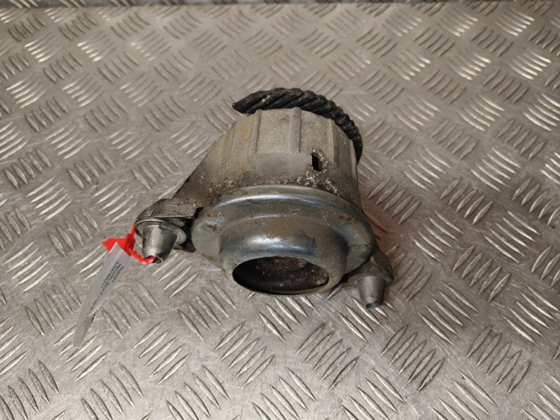 Подушка Mercedes-Benz E-class W212 3.0 (б/у)