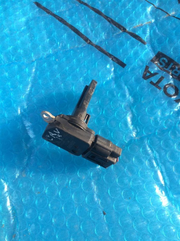 Датчик расхода воздуха HONDA CR-V 2007-2012 37980-RTA-003 Б/У