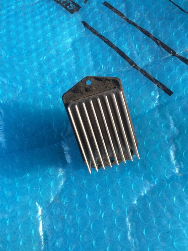 Резистор отопителя CR-V 2007-2012 Резистор отопителя CR-V 2007-2012