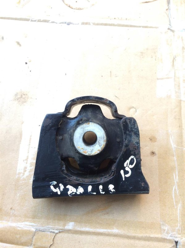 Опора двигателя передняя TOYOTA Corolla E15 2006-2013 1236128230 Б/У