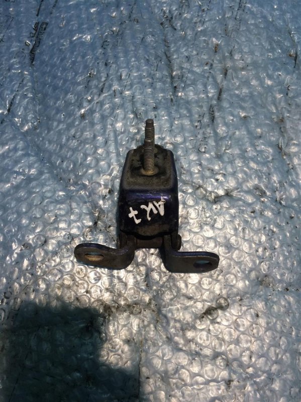 Запчасть петля двери передней правой верхняя HONDA Accord VII 2003-2007 67410-S3N-003ZZ Б/У Петля двери передней правой верхняя HONDA Accord VII 2003-2007 67410-S3N-003ZZ Б/У