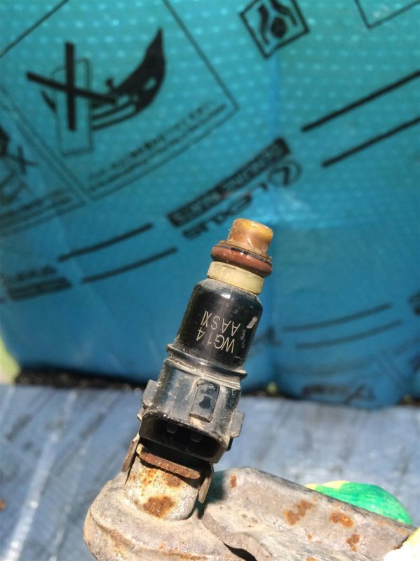 Форсунка инжекторная электрическая HONDA Civic 5D 2006-2012 16450-RNA-A01 Б/У