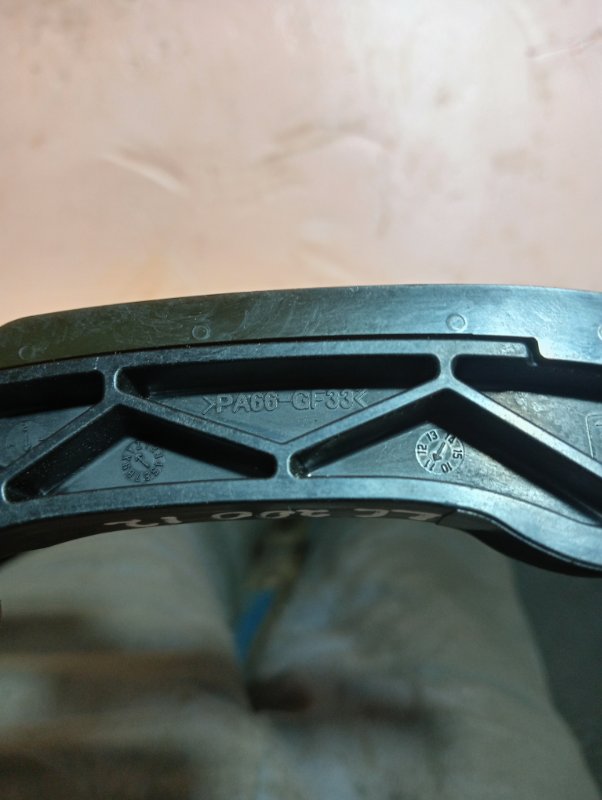 Башмак натяжителя LAND CRUISER 200 2012 1VD-FTV 4.5