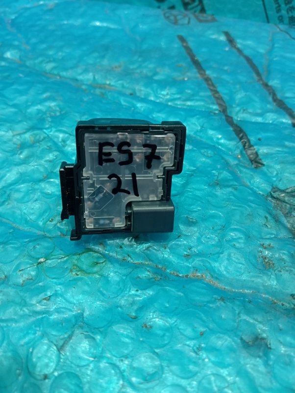 Кнопка ES 7 2021 Седан 6AR-FSE