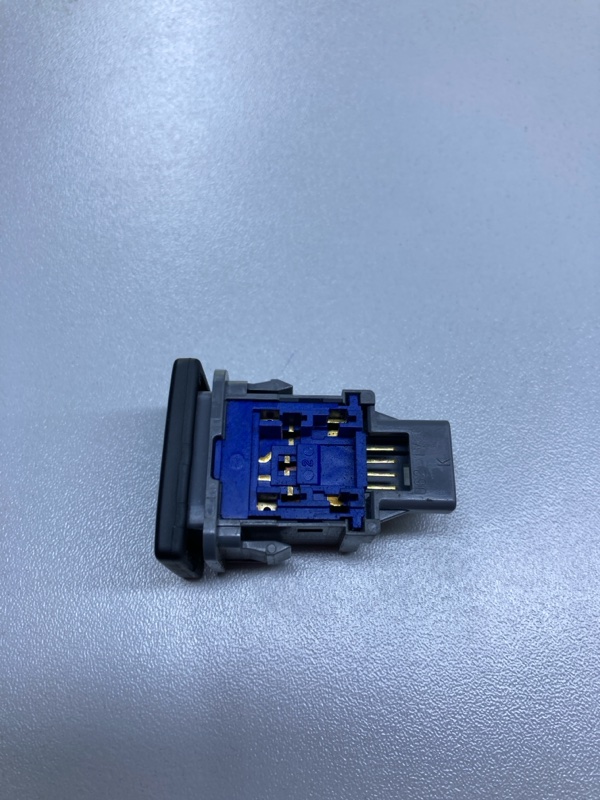 Кнопка LAND CRUISER 200 2018 URJ202 1VD-FTV 4.5