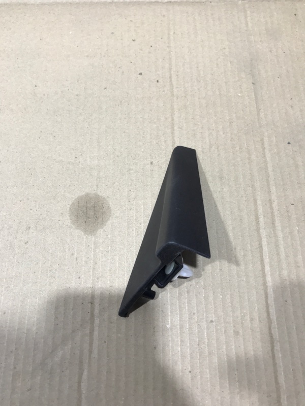 Накладка крепления зеркала передняя правая TOYOTA Land Cruiser URJ202 1VD-FTV 4.5 Накладка крепления зеркала передняя правая TOYOTA Land Cruiser URJ202 1VD-FTV 4.5