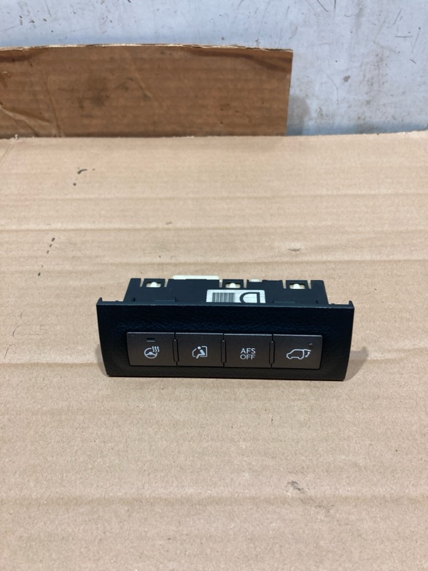 Блок кнопок LEXUS LX570 2011 URJ200 3UR-FE 5.7 8497060110C0 Б/У