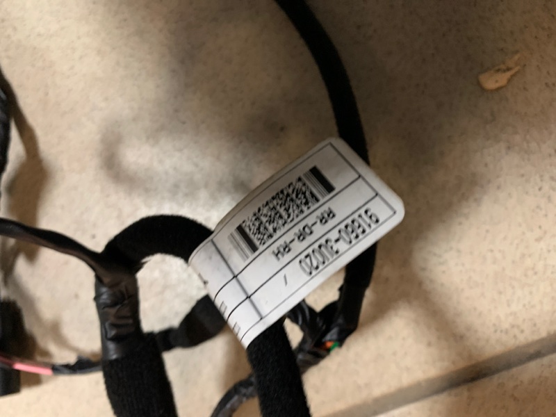 Проводка двери задняя правая Sportage 10- SL Проводка двери задняя правая Sportage 10- SL