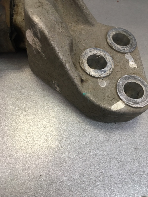 Подушка двигателя передняя правая v5 2014 4A92S