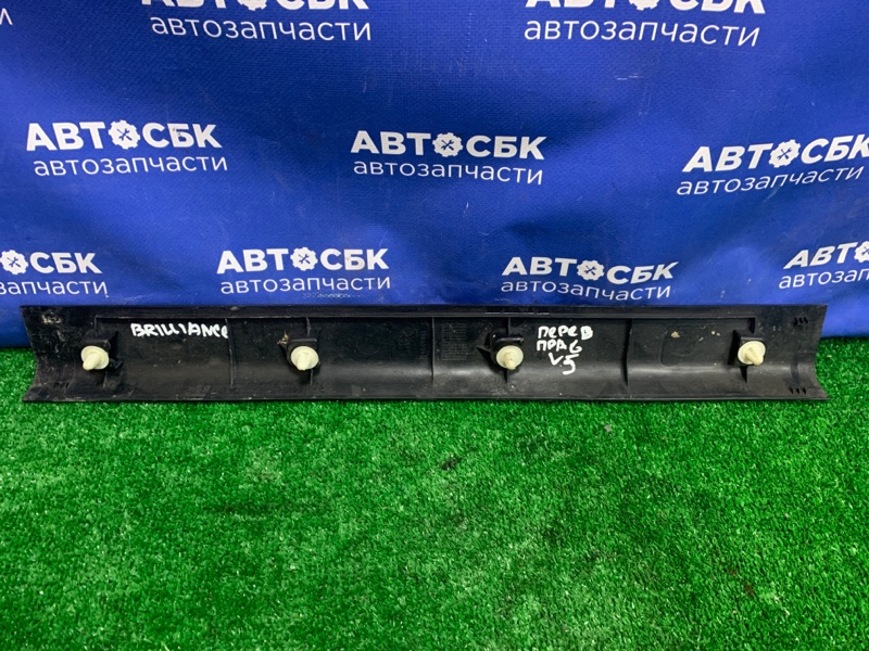 Накладка на порог передняя правая v5 4A92S