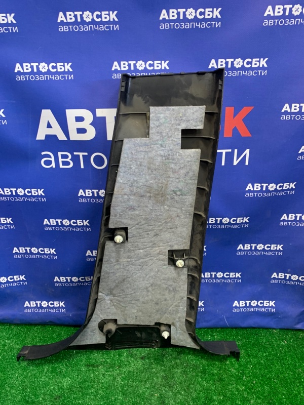 Пластик центральной стойки v5 2014 4A92S Пластик центральной стойки v5 2014 4A92S