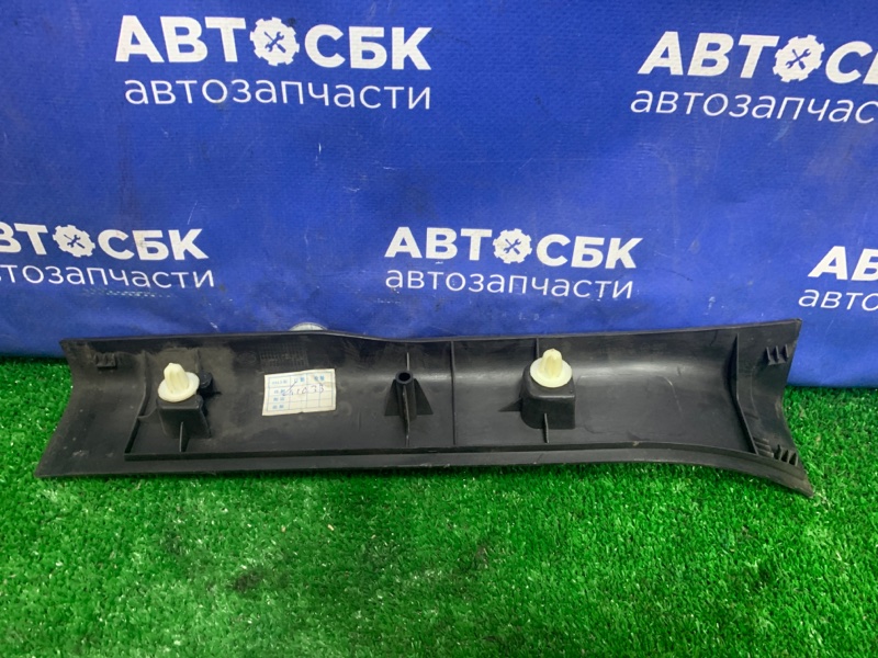 Накладка порога задняя правая v5 2014 4A92S Накладка порога задняя правая v5 2014 4A92S