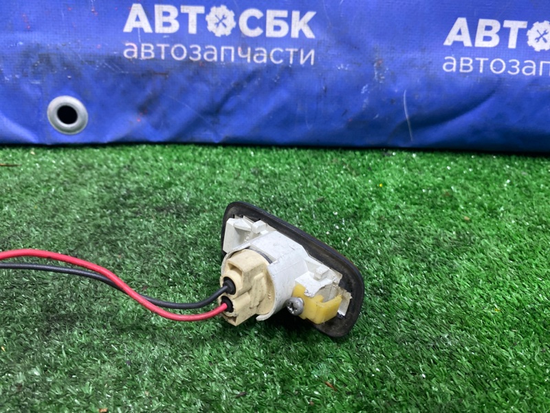 Повторитель в крыло передний Bluebird ENU13 CD20