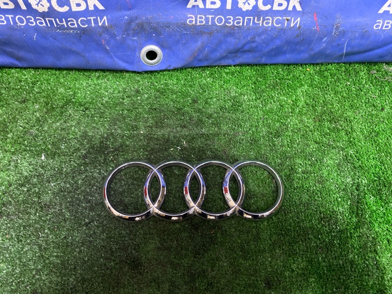 Эмблема Audi A3 8P1 AXX 2009 Эмблема Audi A3 8P1 AXX 2009