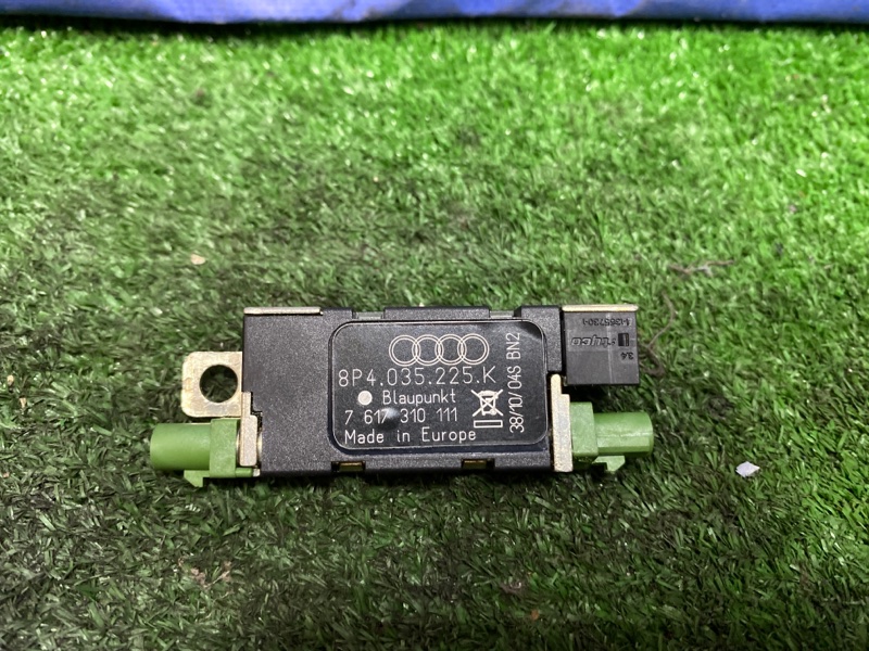Запчасть антенна AUDI A3 2009-2013 8P1 AXX 8P4035225K контрактная Антенна AUDI A3 2009-2013 8P1 AXX 8P4035225K контрактная