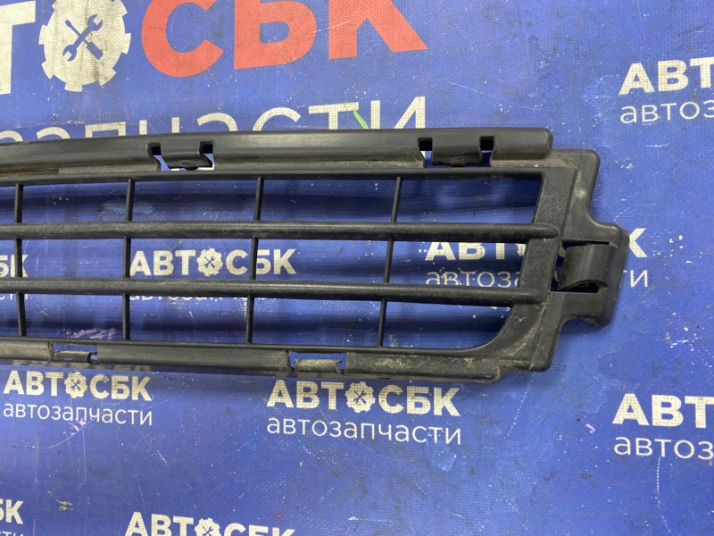 Решетка бамперная Volvo V50 MW20 B4164S3