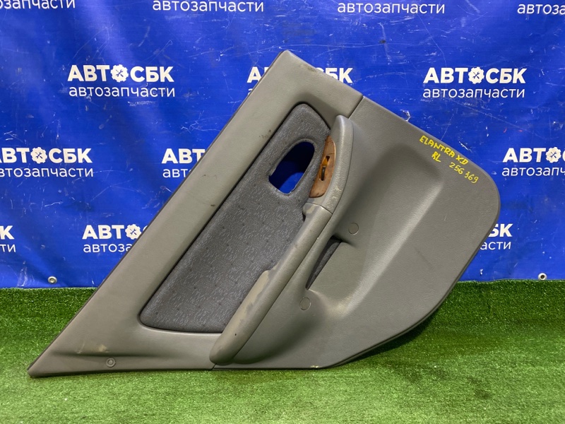 Обшивка дверей задняя левая Hyundai Avante 2000-2006 XD G4ED 833012D030BY контрактная