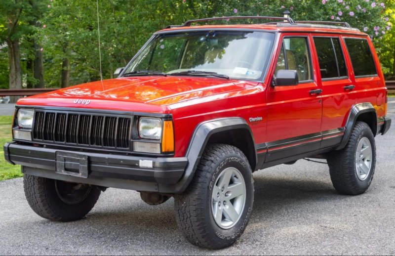 Крыло переднее левое Cherokee 1984-1995 XJ EPE