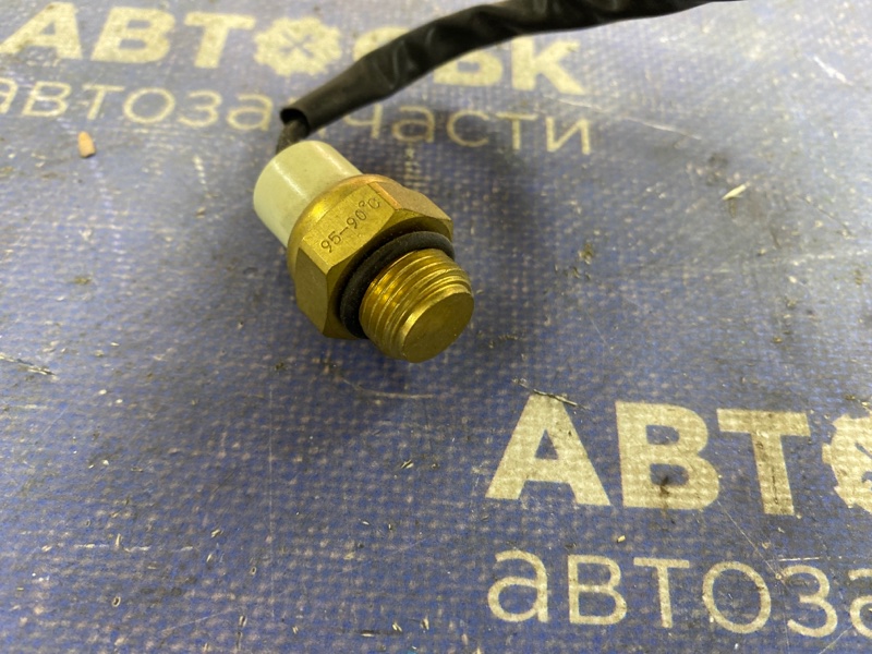 Датчик включения вентилятора радиатора AD FN13 GA16DS Датчик включения вентилятора радиатора AD FN13 GA16DS