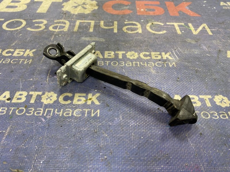 Ограничитель двери задний CX-5 2011-2017 KE PEVPS Ограничитель двери задний CX-5 2011-2017 KE PEVPS