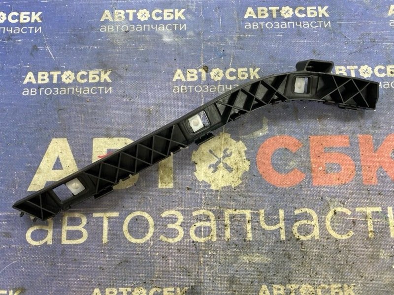 Запчасть крепление бампера заднее левое Kia Rio 2011-2015 QB D3FA 866134Y000 новая Крепление бампера заднее левое Kia Rio 2011-2015 QB D3FA 866134Y000 новая