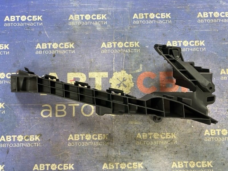 Крепление бампера заднее правое Rio 2011-2015 QB D3FA