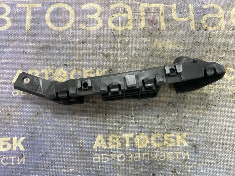 Крепление бампера переднее правое Ceed 2012-2018 JD D4FB