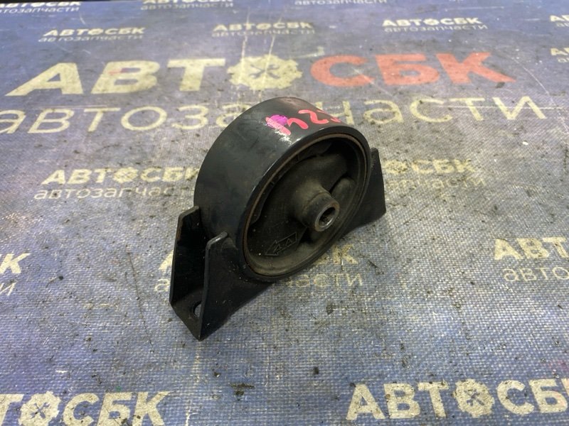 Подушка двигателя Expert PNW11 SR20DE Подушка двигателя Expert PNW11 SR20DE