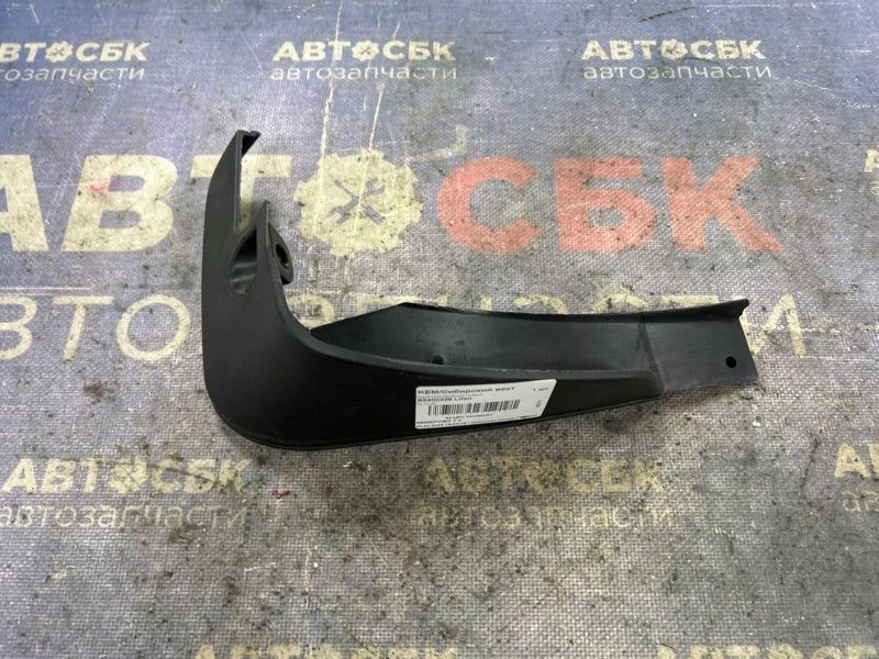 Брызговик передний правый Solano 2010-2015 620 LF481Q3