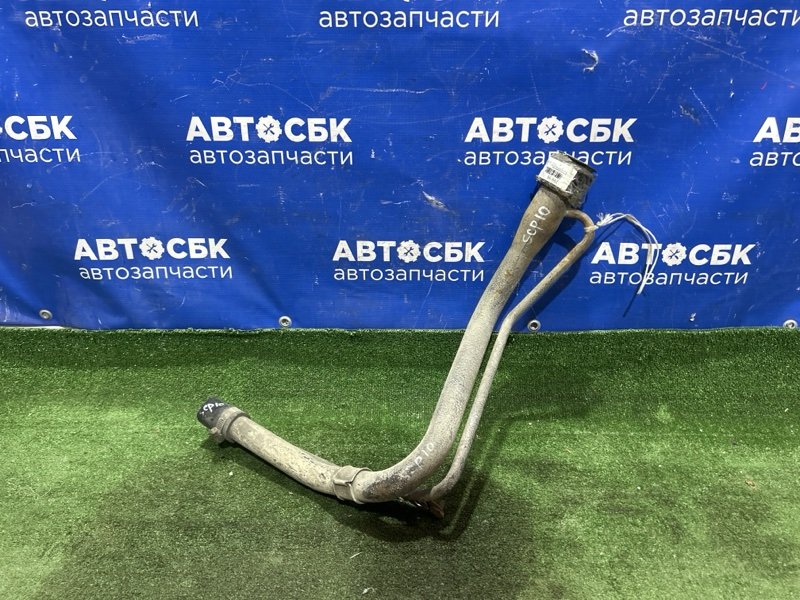 Запчасть горловина топливного бака Toyota ist NCP30 1NZFE 7720152020 контрактная Горловина топливного бака Toyota ist NCP30 1NZFE 7720152020 контрактная