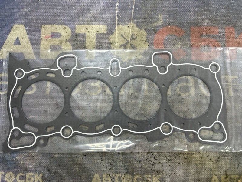 Прокладка ГБЦ Honda Civic Ferio  GH4 D13B  12251P2J004 новая