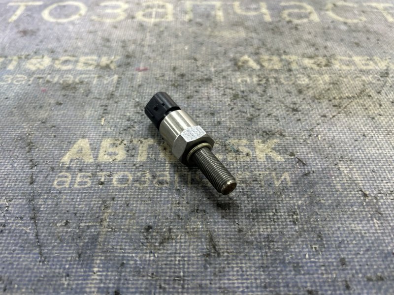 Датчик первого цилиндра Toyota Caldina AT191 4AFE 8946820020 новая