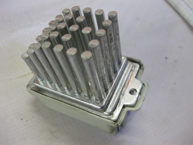 Сопротивление отопителя MINI MINI R50 2006 Хэтчбек W10B16A 5ds00646703 контрактная