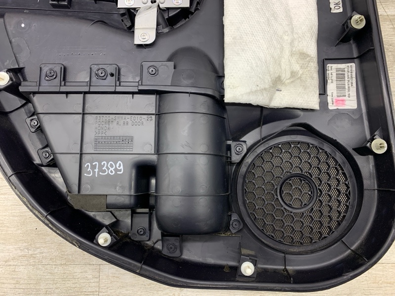 Обшивка двери задняя правая CR-V 2008 Внедорожник R20A2