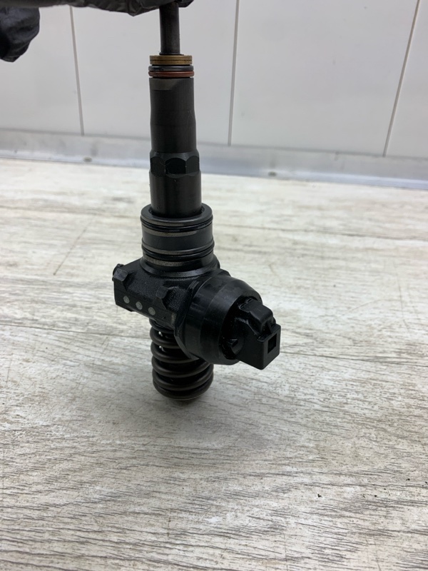 Форсунка PASSAT 2007 Универсал BLS