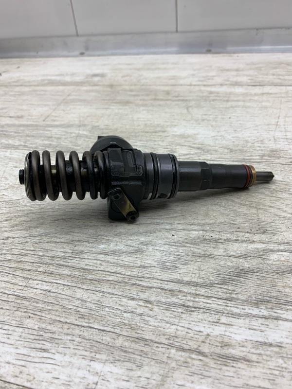 Форсунка PASSAT 2007 Универсал BLS